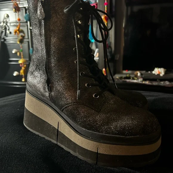 Naked feet Burnout Leather Boots 🌸 - Picture 7 of 13